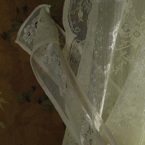 Change to lace curtains - Image 2