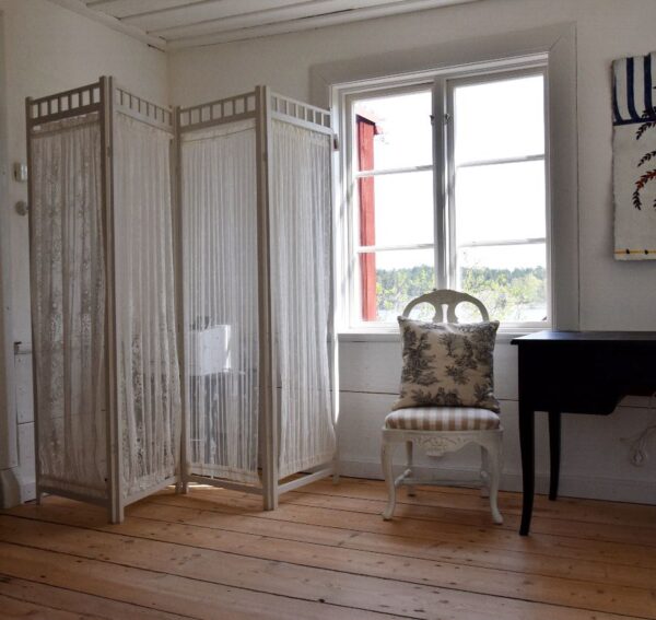 Folding screen painted and with fabric - Image 2